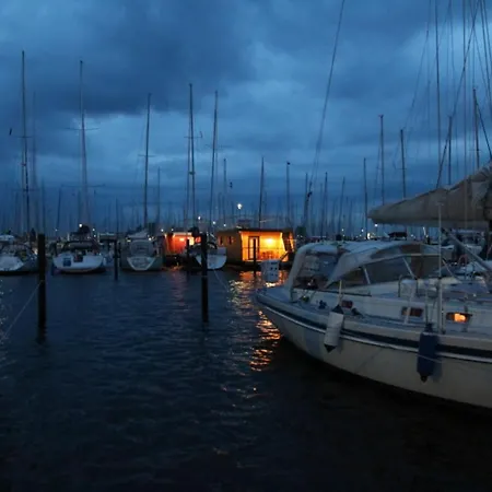Hausboot - Mare * Heiligenhafen